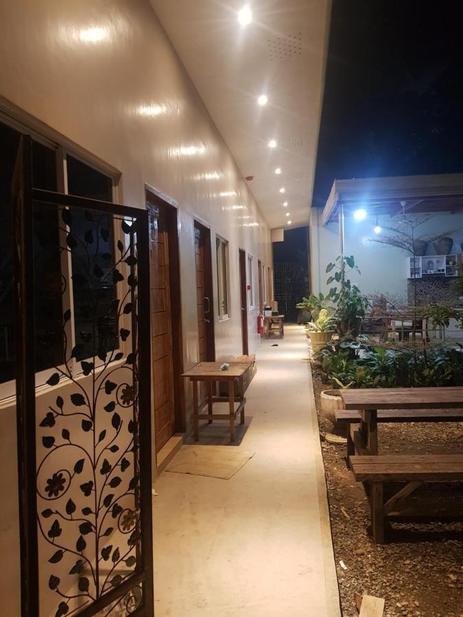 B&S Pension House Dipolog Exteriör bild